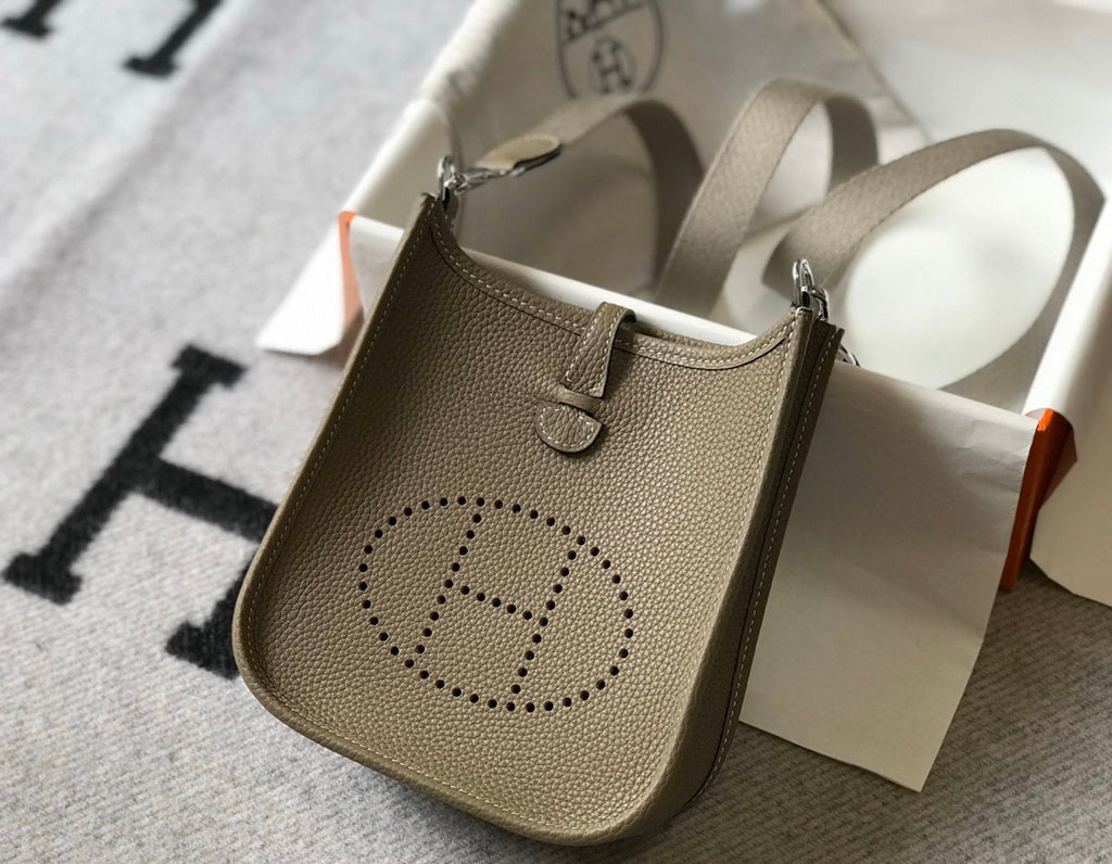 Hermès Evelyne 18 Togo Leather Shoulder Mini Bag Silver Gray