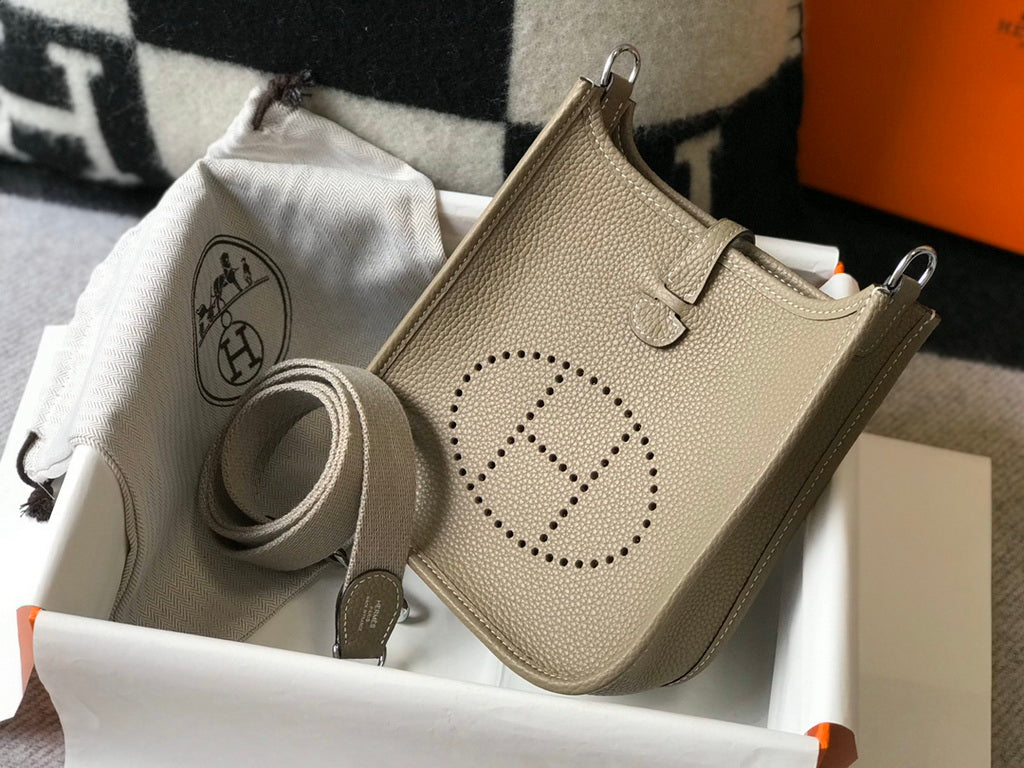Hermès Evelyne 18 Togo Leather Shoulder Mini Bag Silver Gray