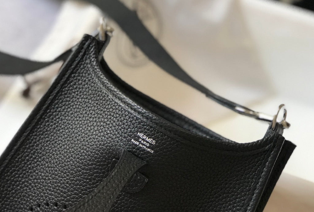 Hermès Evelyne 18 Togo Leather Shoulder Mini Bag Silver Black