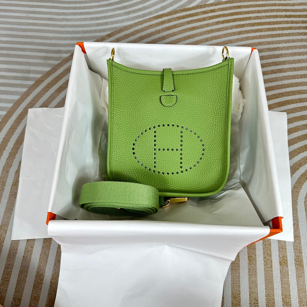 Hermes Evelyne III 17 Green Togo Leather Bag Gold H5600