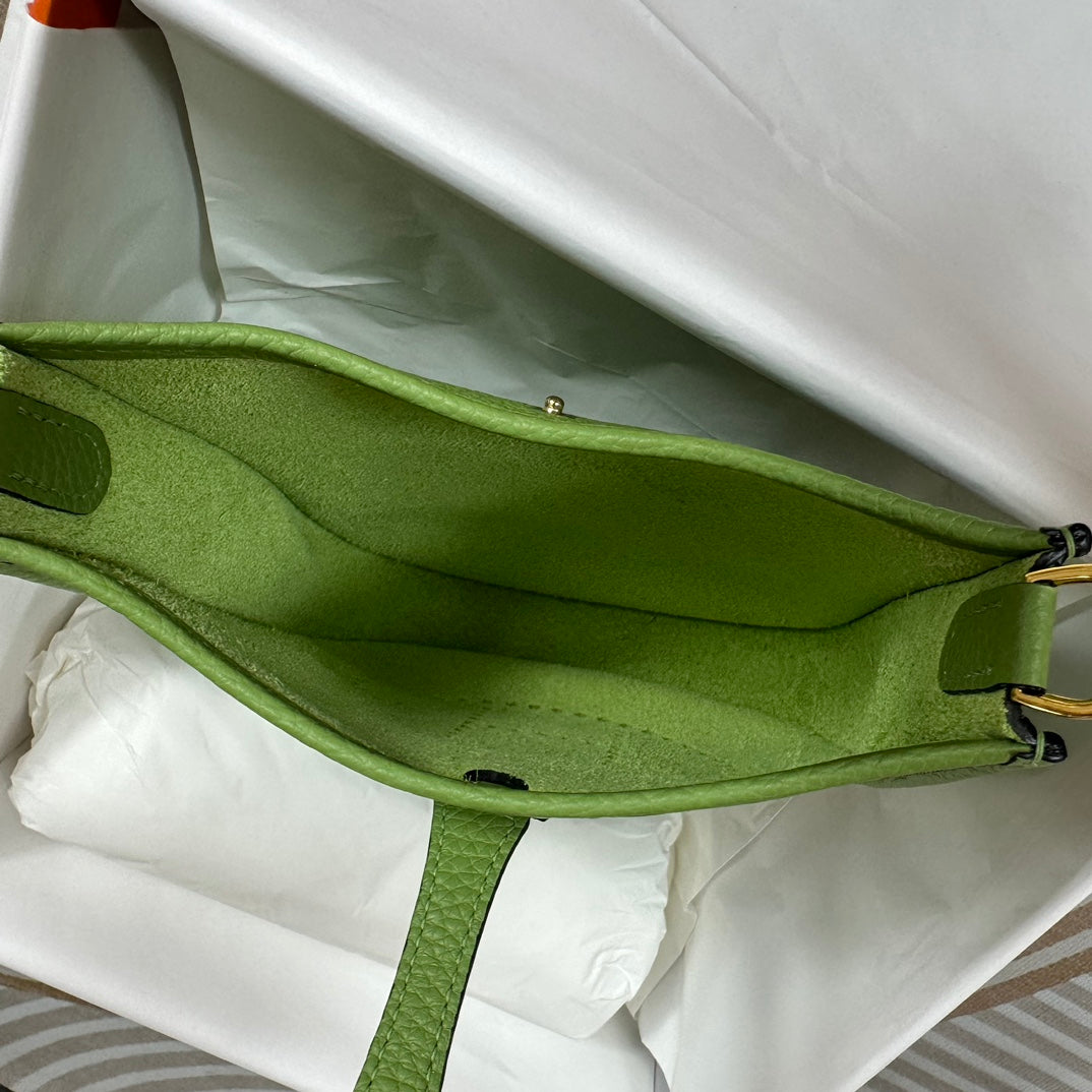 Hermes Evelyne III 17 Green Togo Leather Bag Gold H5600