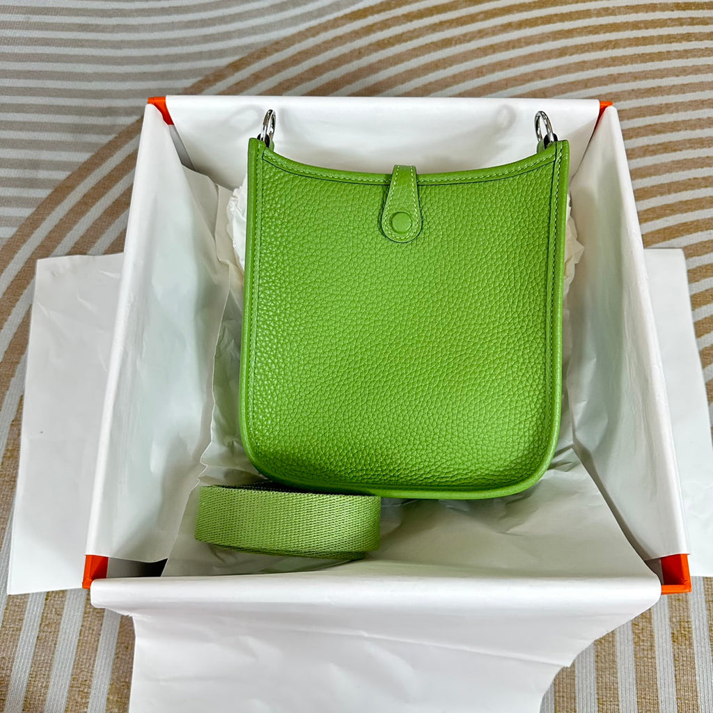 Hermes Evelyne III 17 Green Togo Leather Bag Silver H5601