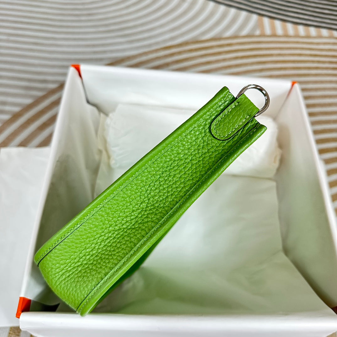 Hermes Evelyne III 17 Green Togo Leather Bag Silver H5601