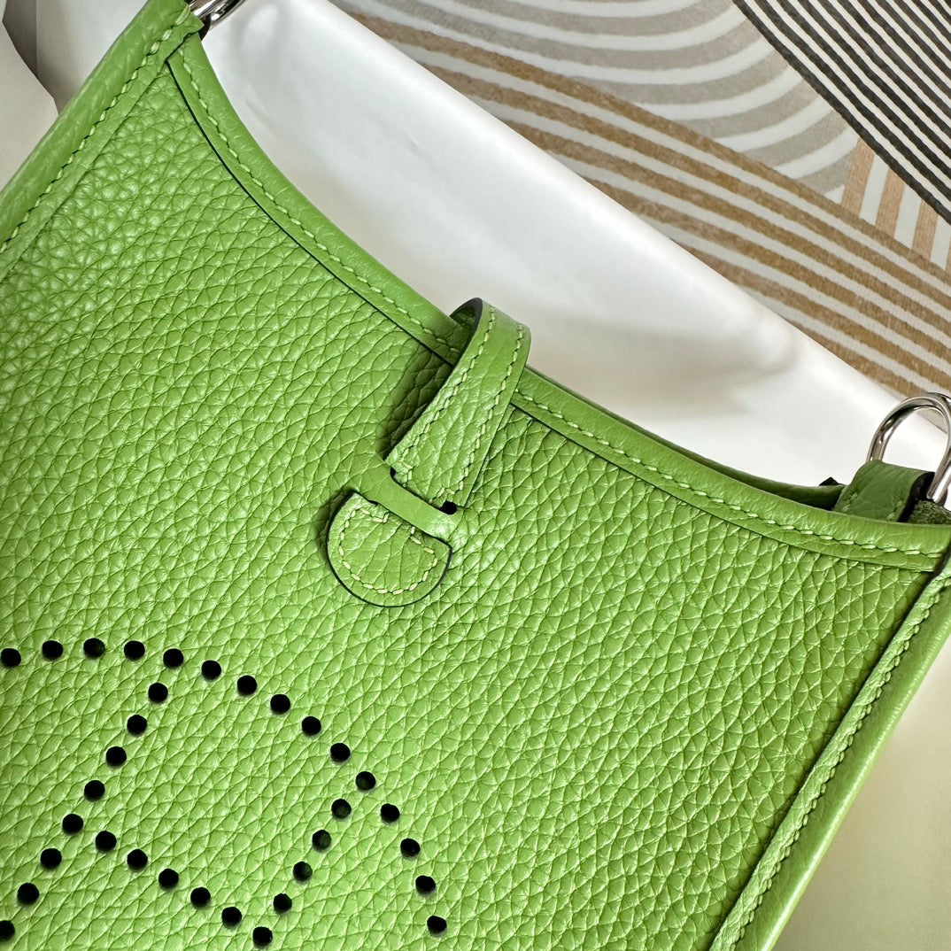 Hermes Evelyne III 17 Green Togo Leather Bag Silver H5601