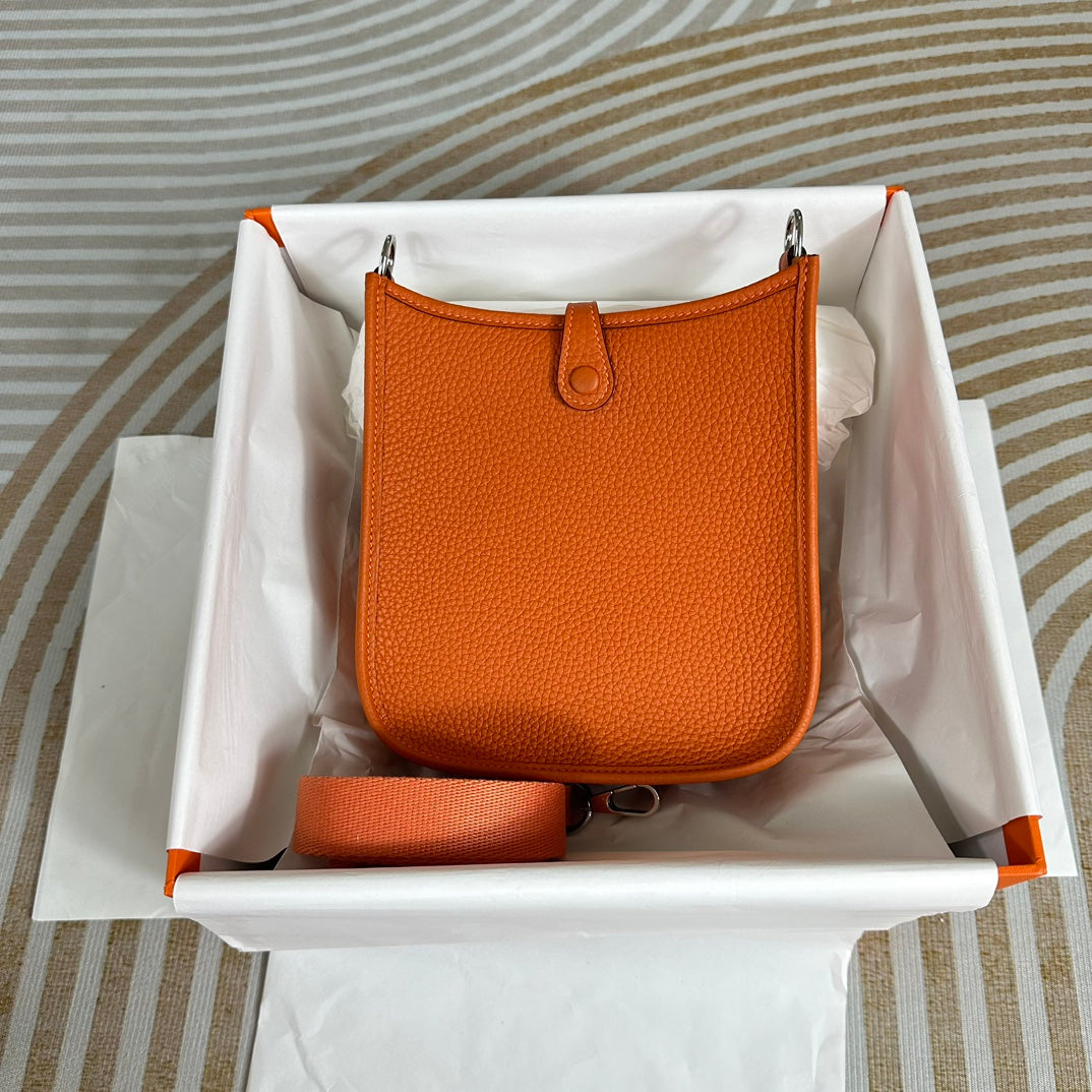 Hermes Evelyne III 17 Orange Togo Leather Bag Silver H5605