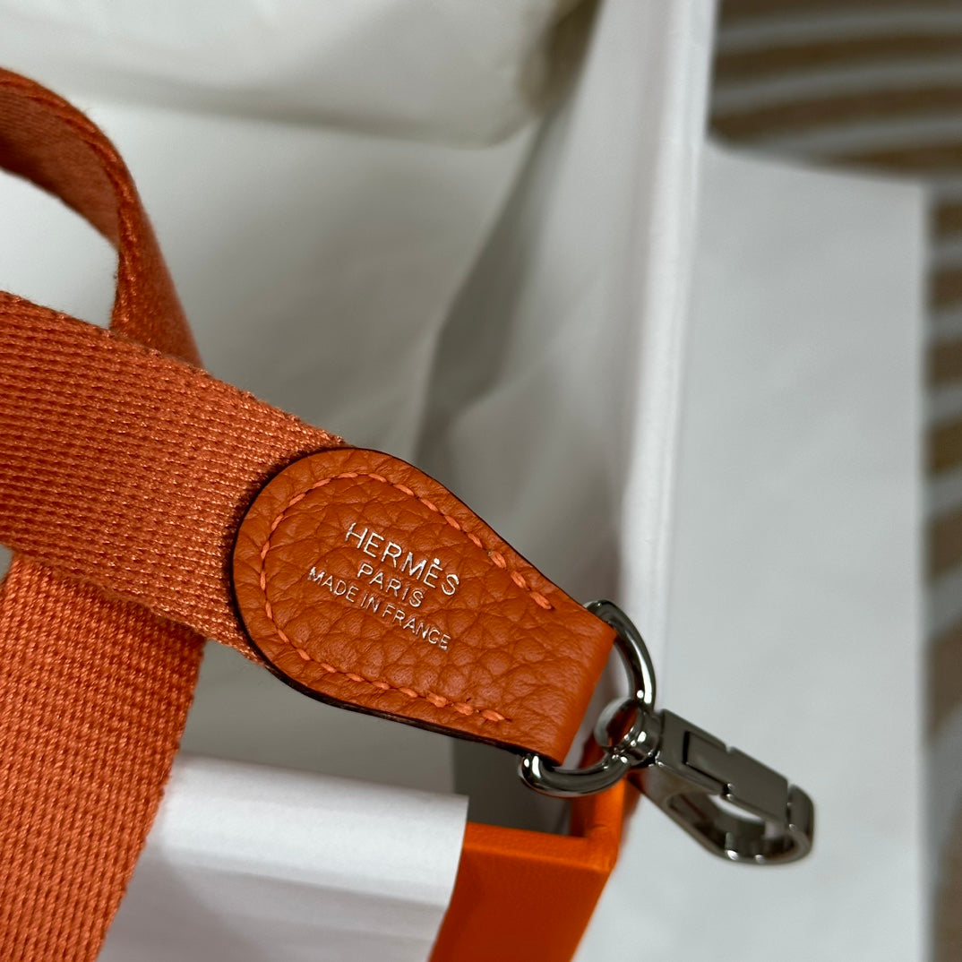 Hermes Evelyne III 17 Orange Togo Leather Bag Silver H5605