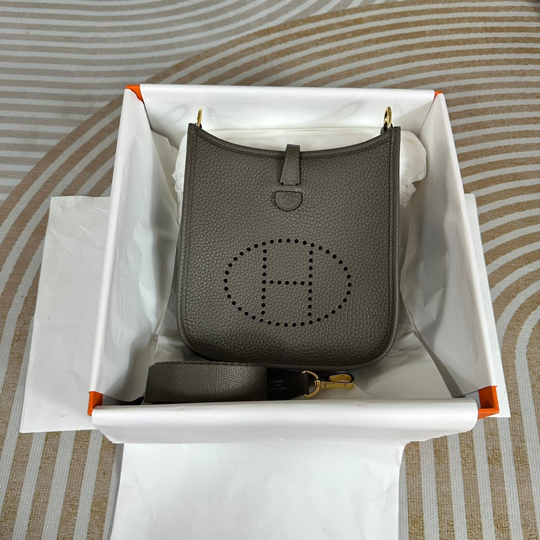 Hermes Evelyne III 17 Dark Gray Togo Leather Bag Gold H5606