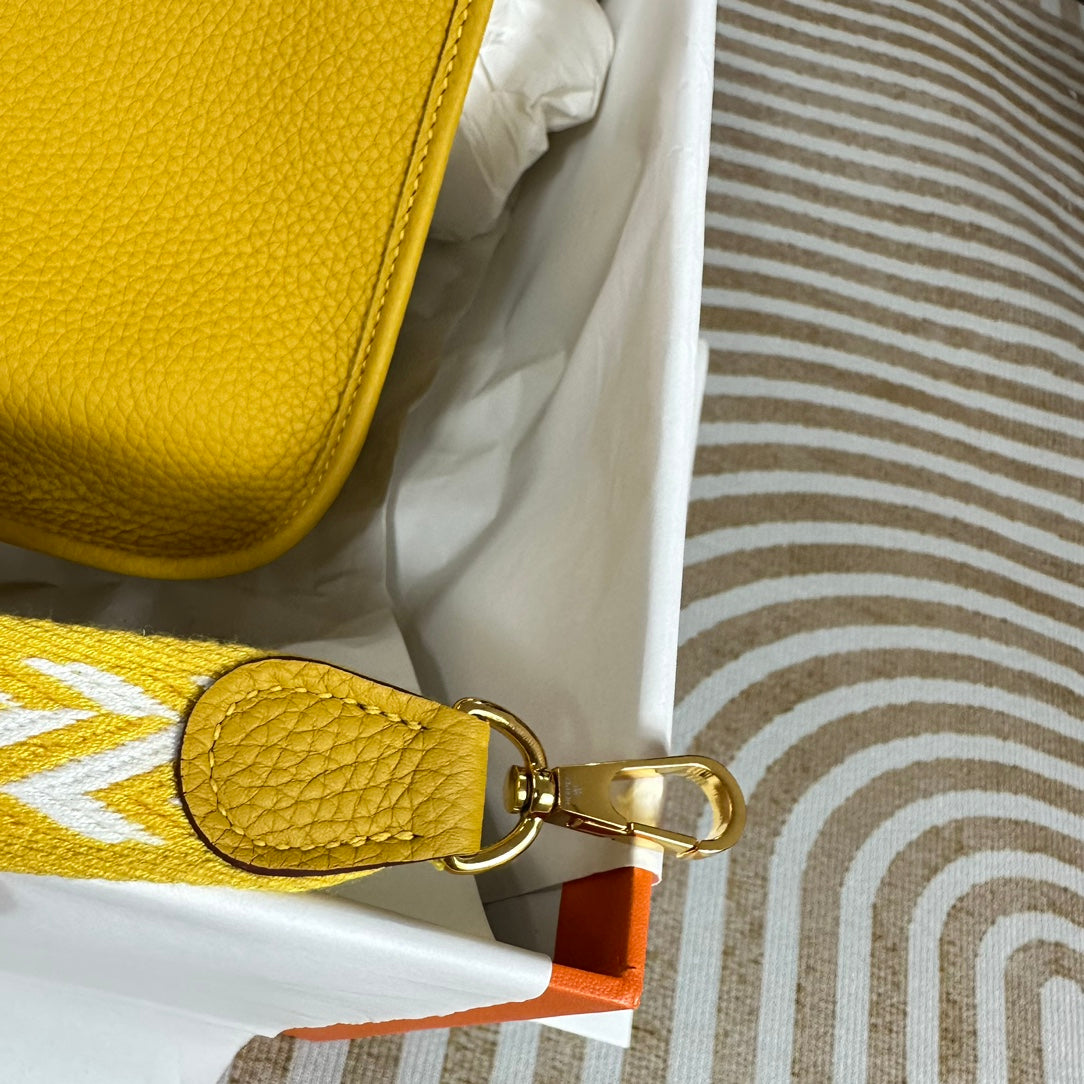 Hermes Evelyne III 17 Yellow Togo Leather Bag Gold H5608