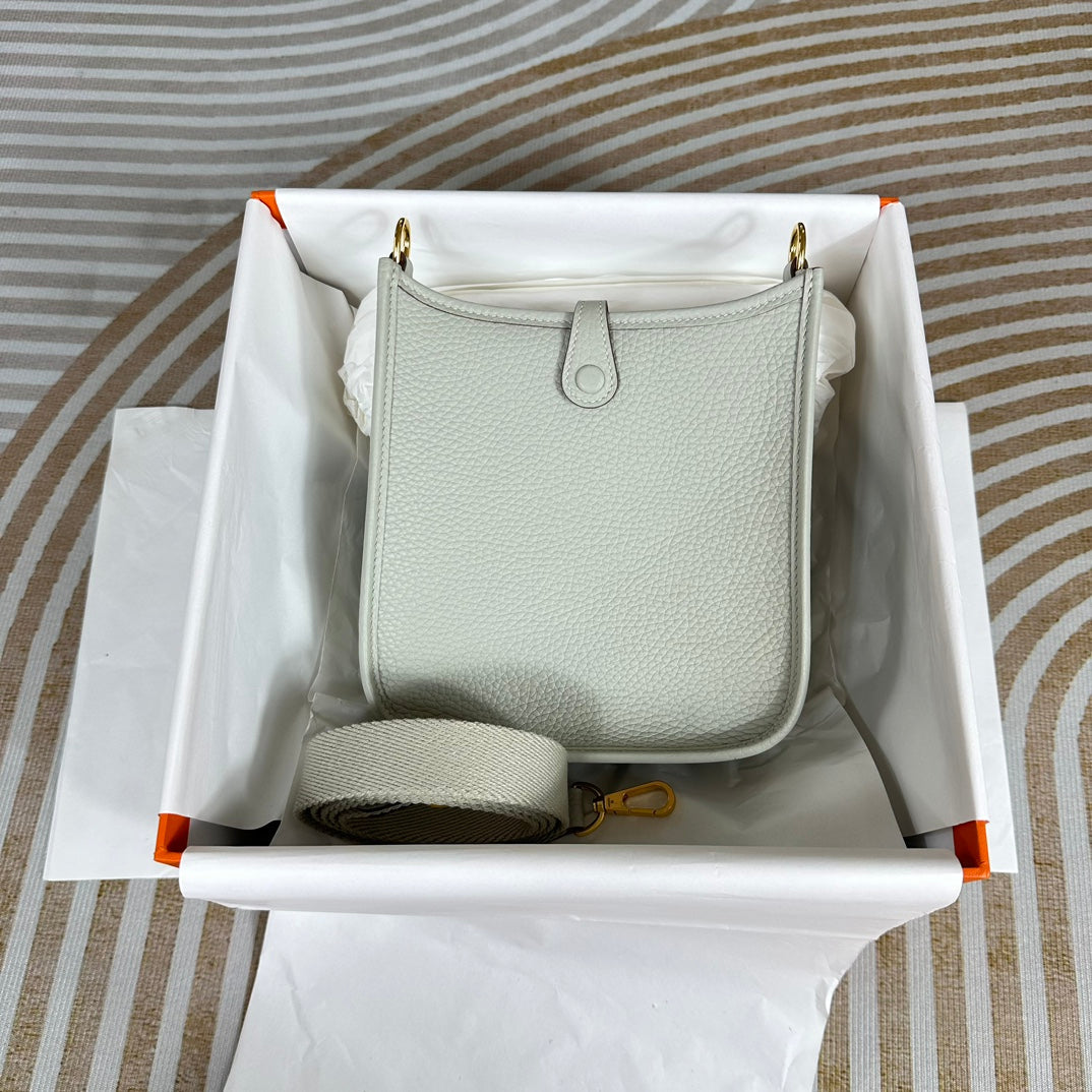 Hermes Evelyne III 17 Gray Togo Leather Bag Gold H5616