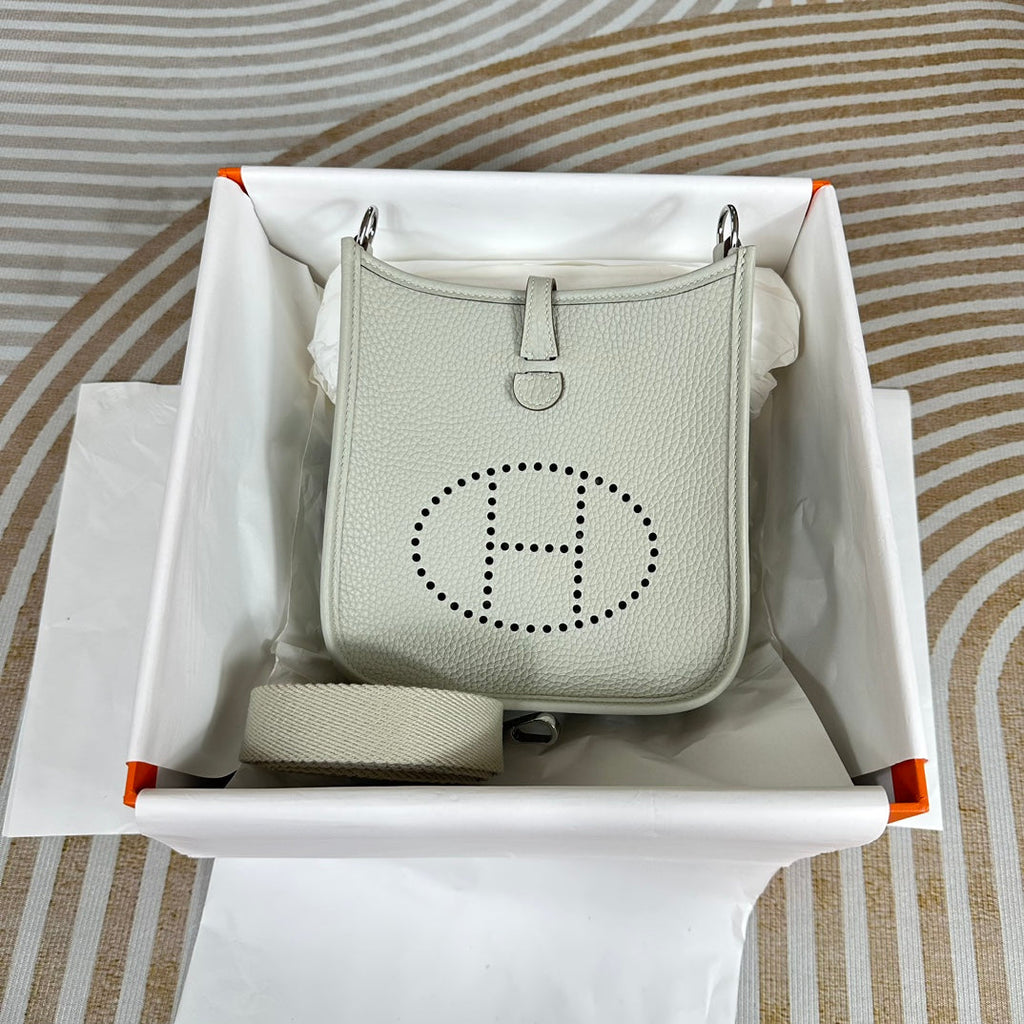 Hermes Evelyne III 17 Gray Togo Leather Bag Silver H5617