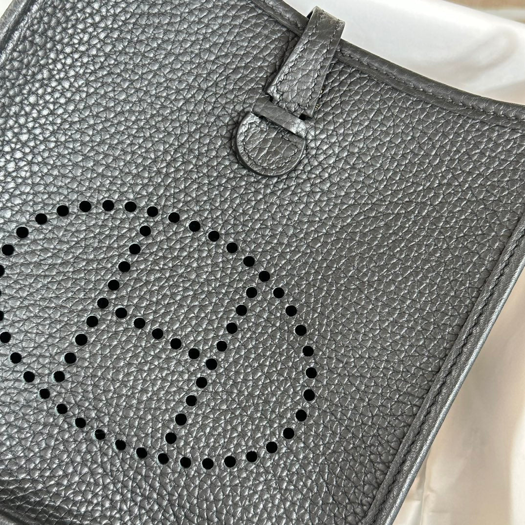 Hermes Evelyne III 17 Black Togo Leather Bag Gold H5620