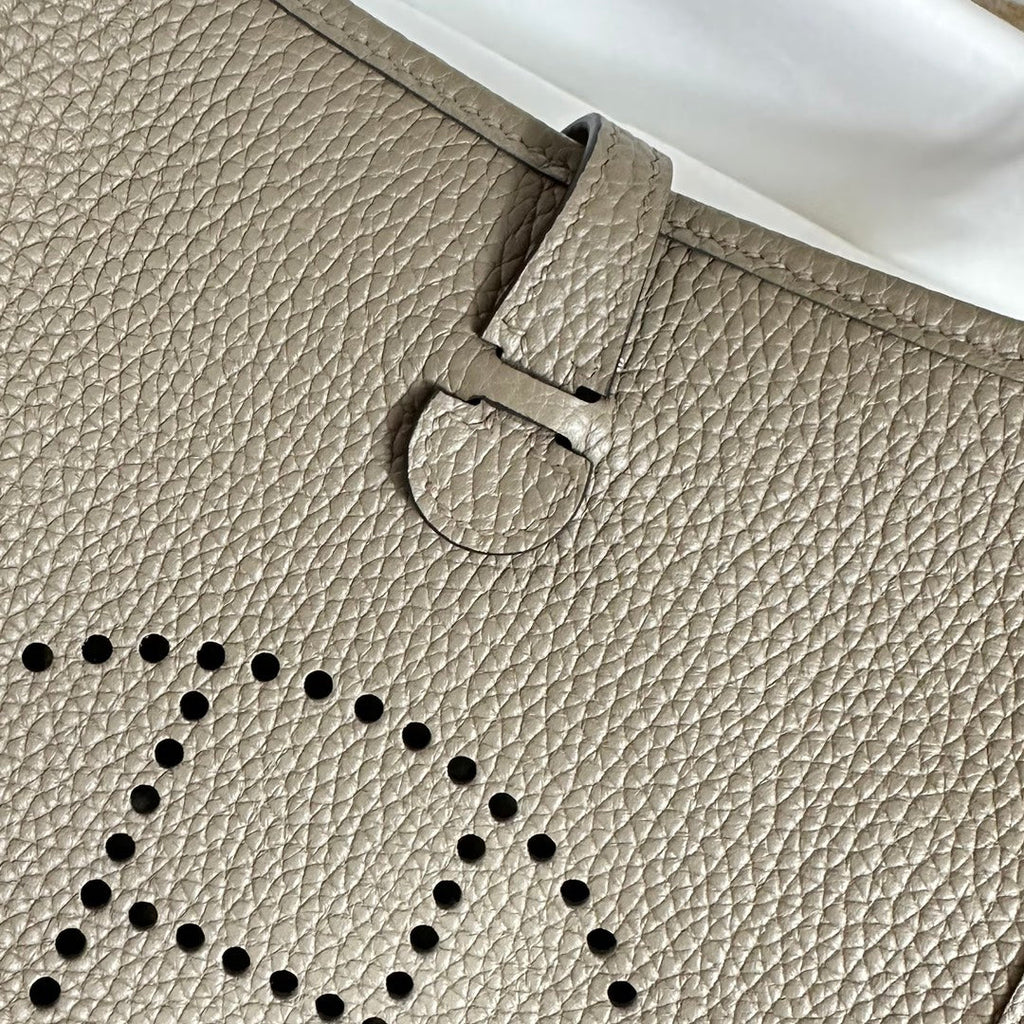 Hermes Evelyne III 17 Light Gray Togo Leather Bag Silver H5629