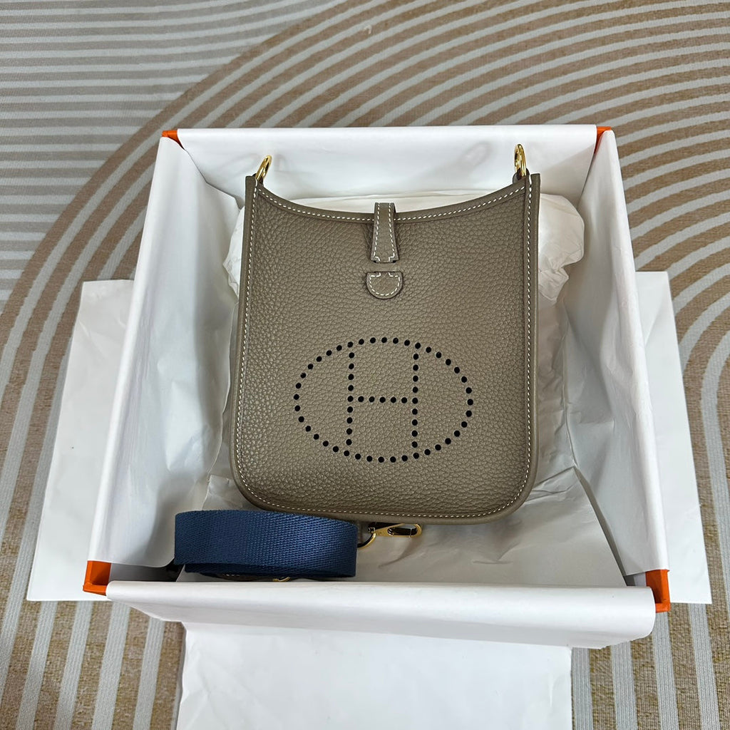 Hermes Evelyne III 17 Togo Dark Blue Leather Bag Gold H5632