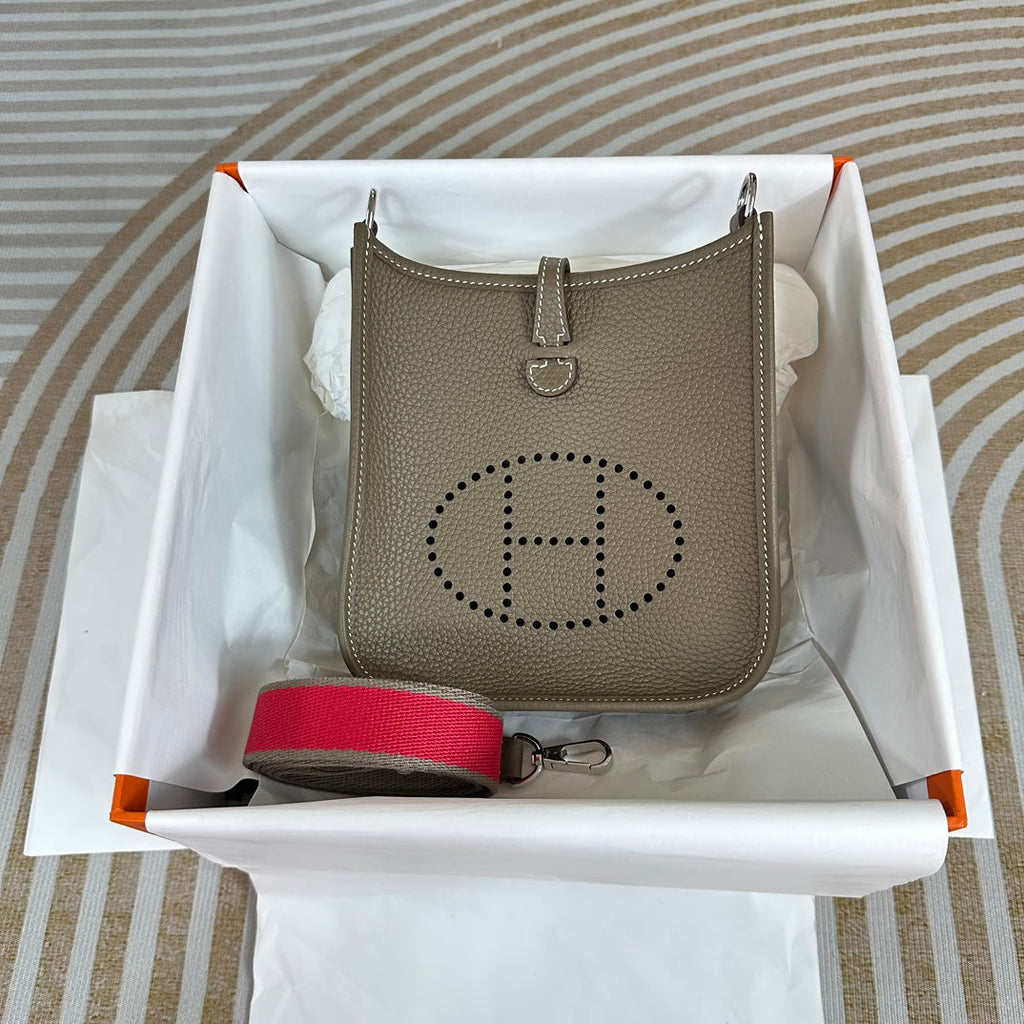 Hermes Evelyne III 17 Togo Dark Blue Leather Bag Silver H5633