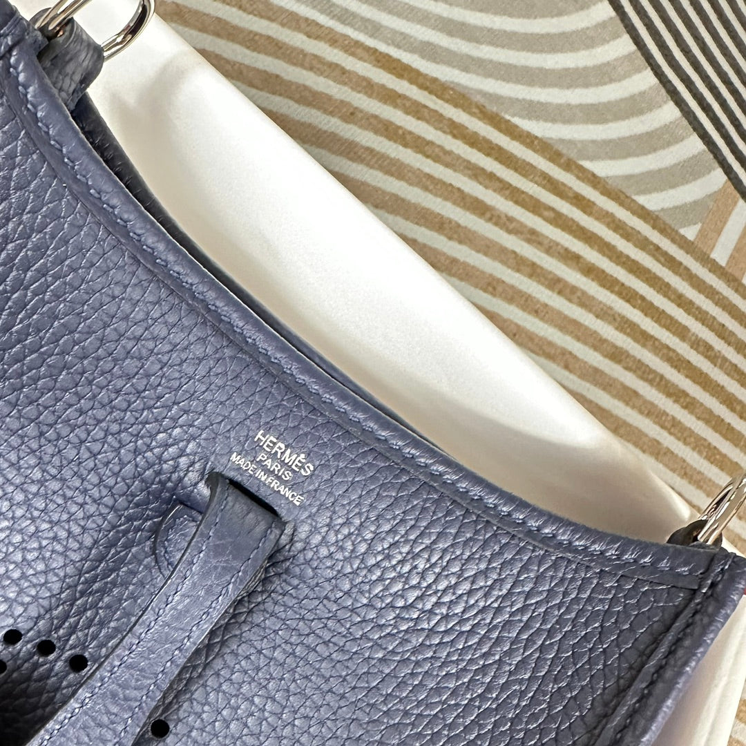 Hermes Evelyne III 17 Togo Navy Blue Leather Bag Silver H5635