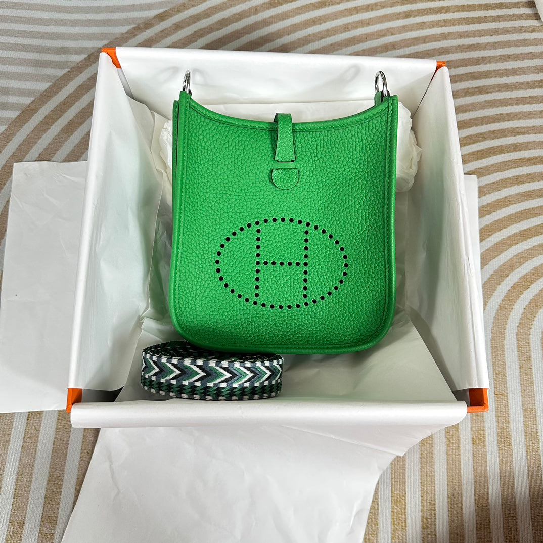 Hermes Evelyne III 17 Togo Green Leather Bag Silver H5638