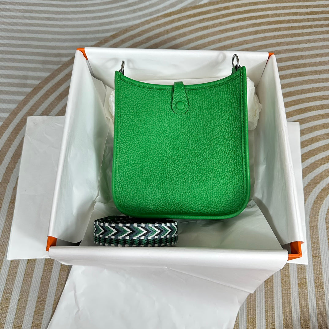 Hermes Evelyne III 17 Togo Green Leather Bag Silver H5638
