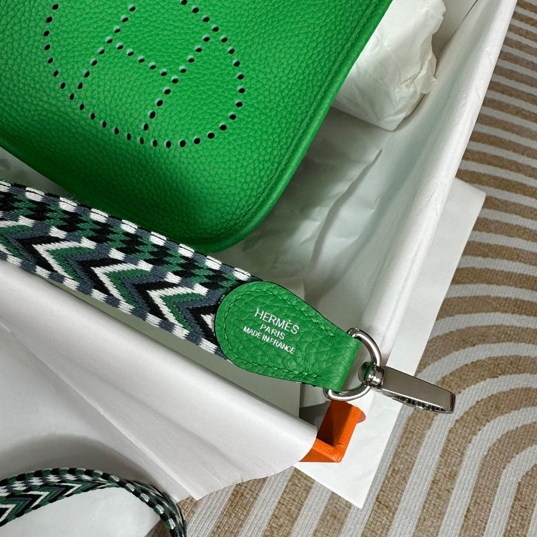 Hermes Evelyne III 17 Togo Green Leather Bag Silver H5638