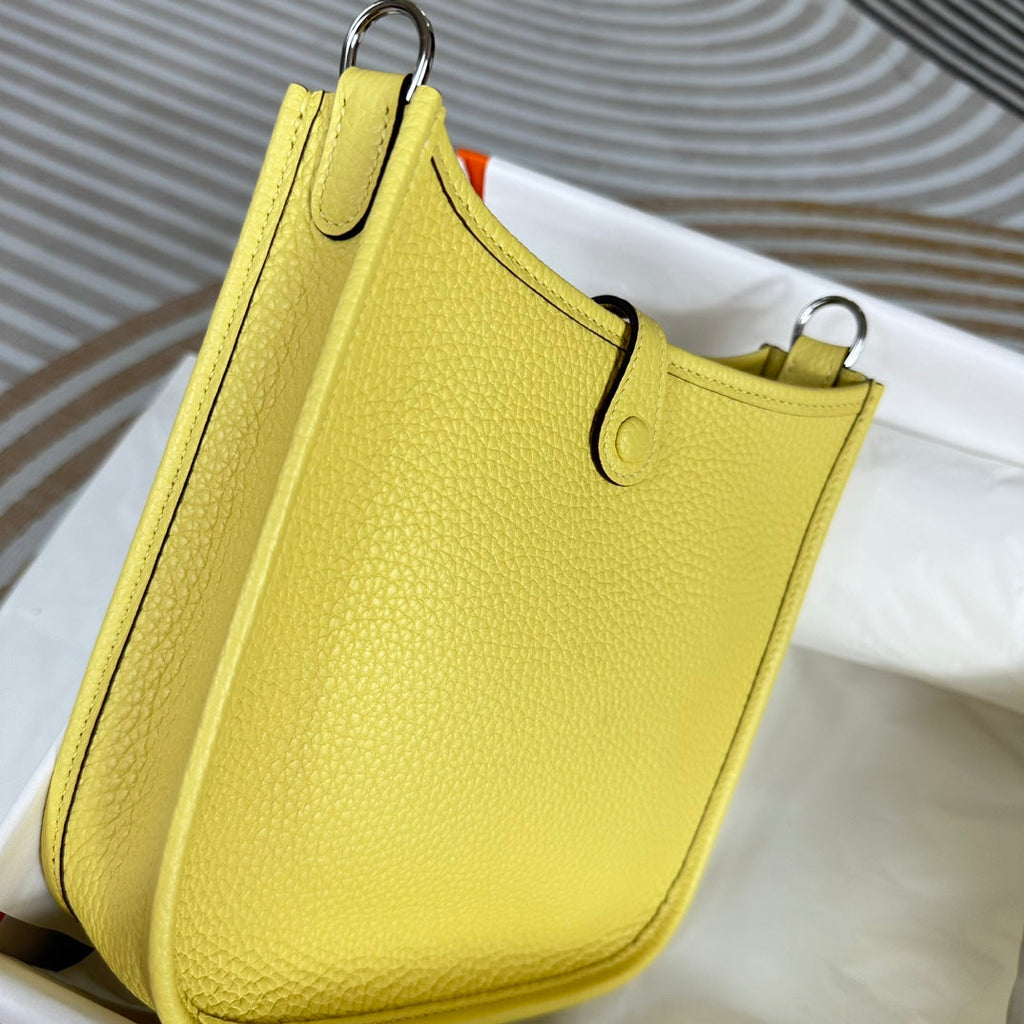 Hermes Evelyne III 17 Togo Light Yellow Leather Bag Silver H5640