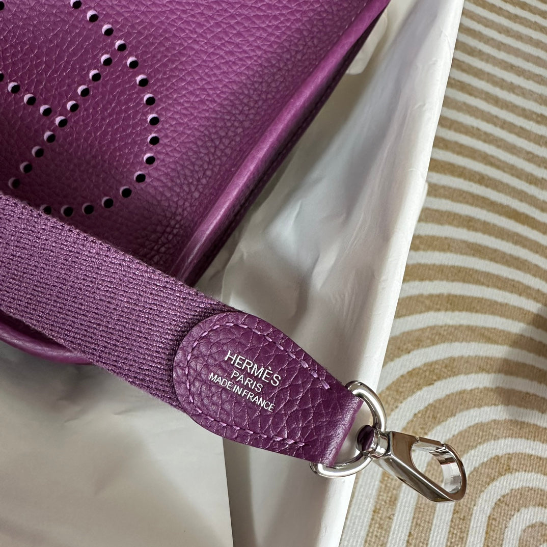 Hermes Evelyne III 17 Togo Purple Leather Bag Silver H5650