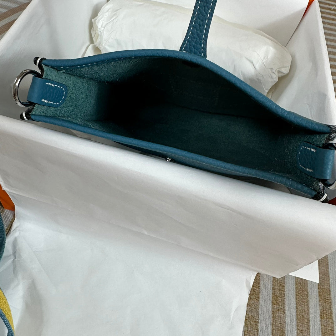 Hermes Evelyne III 17 Togo Dark Blue Leather Bag Silver H5669