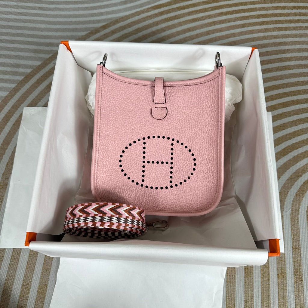 Hermes Evelyne III 17 Togo Pink Leather Bag Silver H5651
