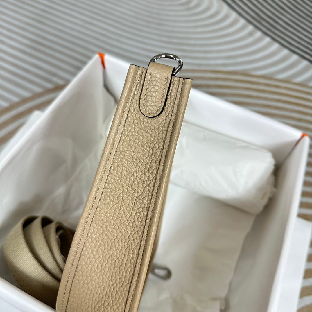Hermes Evelyne III 17 Togo Gray Leather Bag Silver H5664