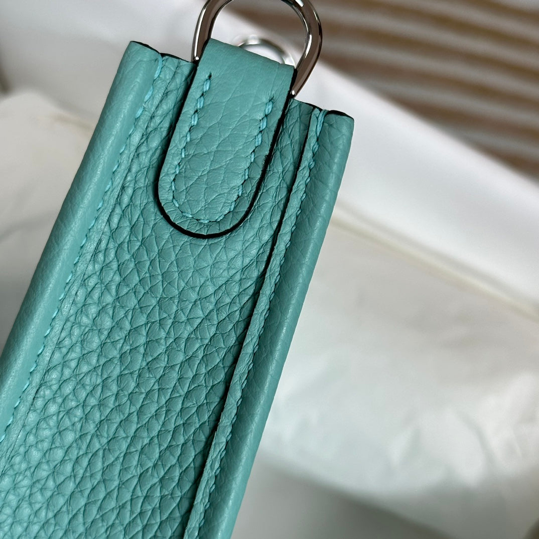 Hermes Evelyne III 17 Togo Light Green Leather Bag Silver H5665