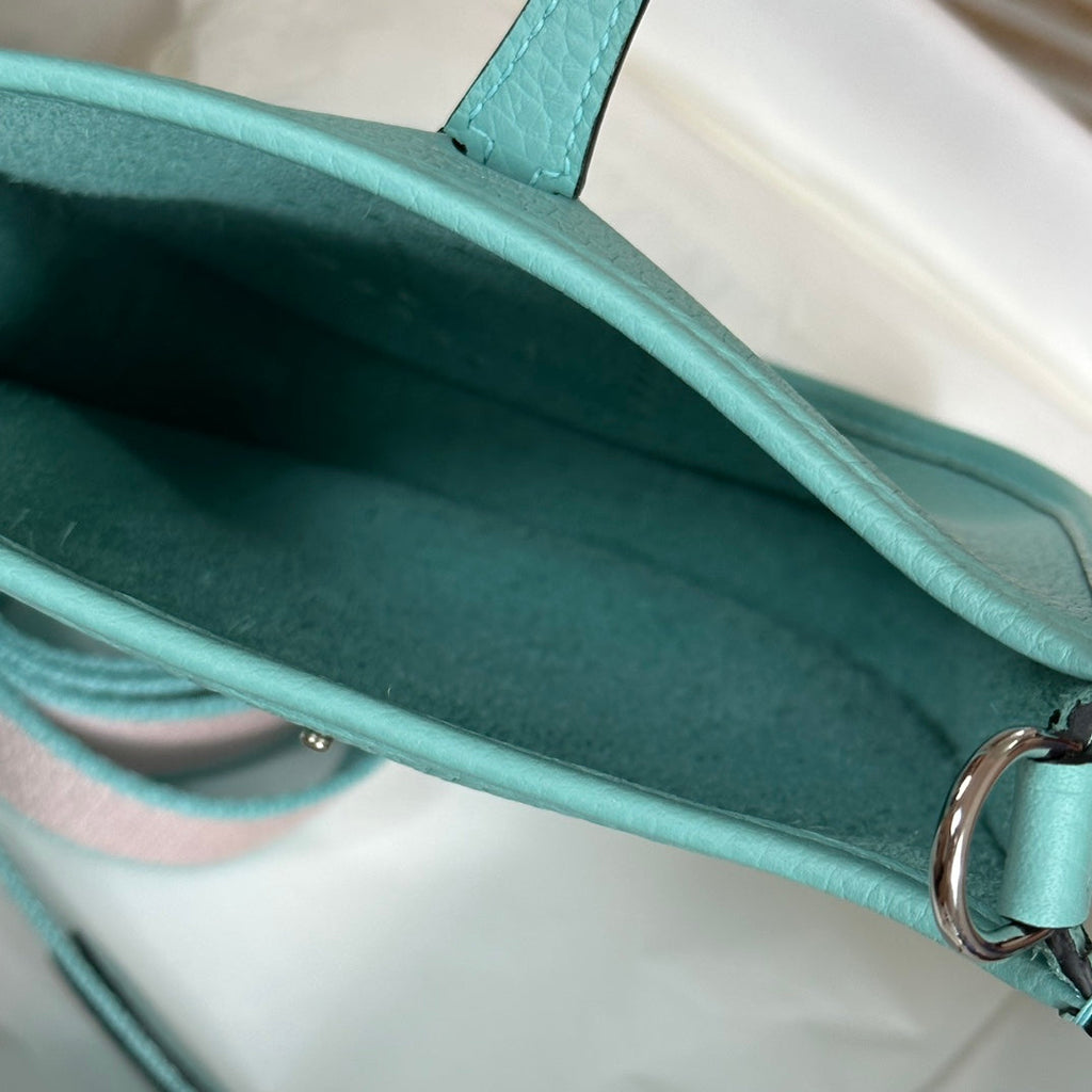 Hermes Evelyne III 17 Togo Light Green Leather Bag Silver H5665