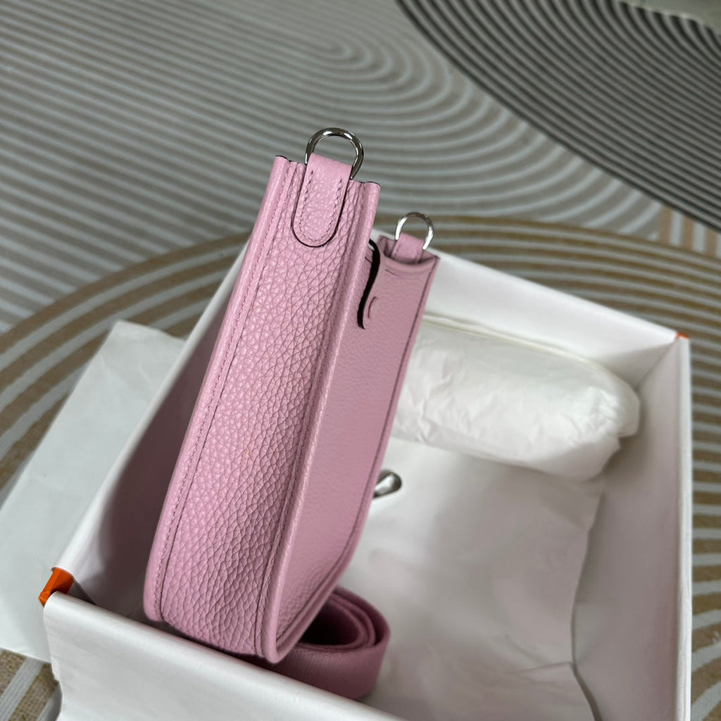 Hermes Evelyne III 17 Togo Light Purple Leather Bag Silver H5660