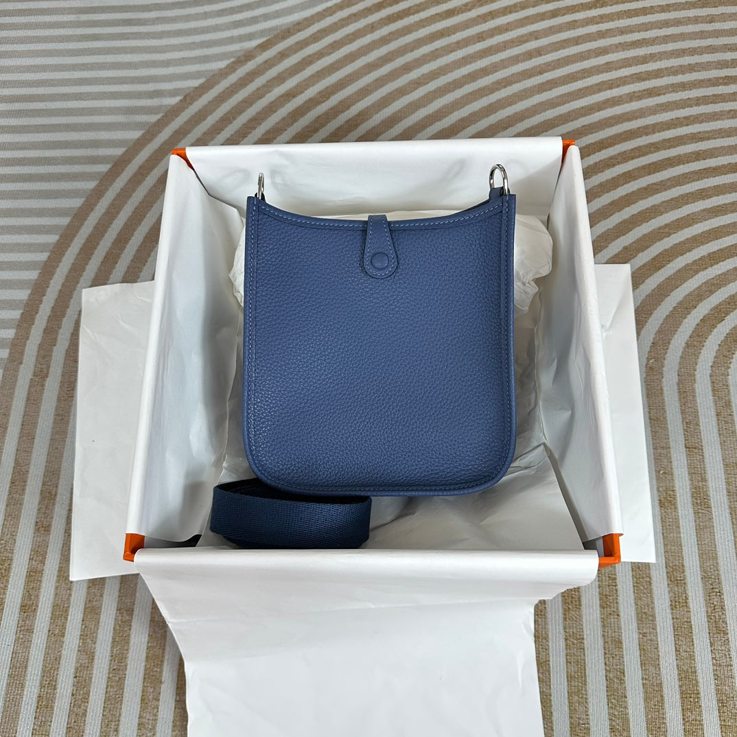 Hermes Evelyne III 17 Togo Dark Blue Leather Bag Silver H5668