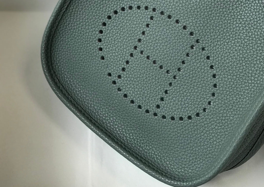 Hermes Evelyne III 18 Togo Leather Crossbody half Handmade Bag Gold Dark Green