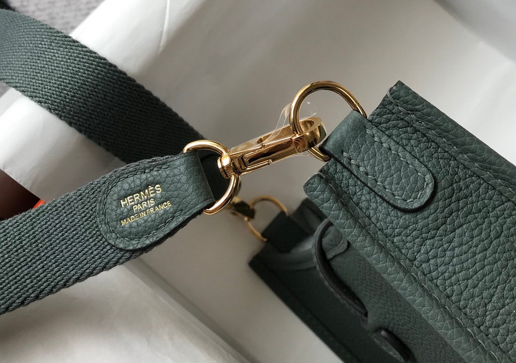 Hermes Evelyne III 18 Togo Leather Crossbody half Handmade Bag Gold Dark Green