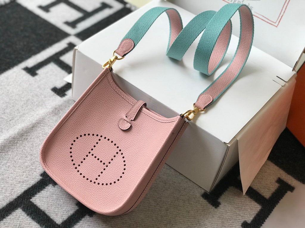 Hermes Evelyne III 18 Togo Leather Crossbody half Handmade Bag Gold Light Pink
