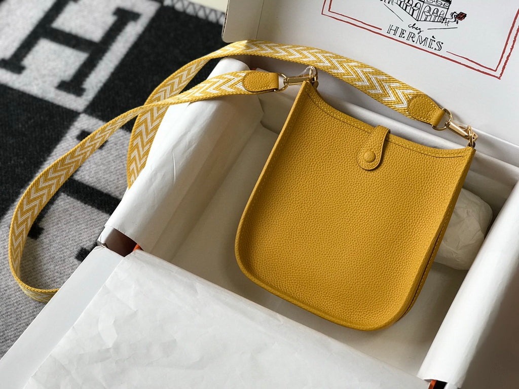 Hermes Evelyne III 18 Togo Leather Crossbody half Handmade Bag Gold Yellow