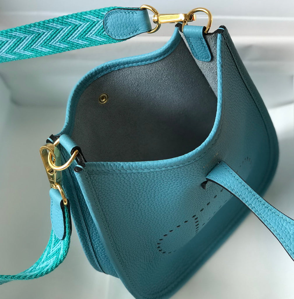 Hermes Evelyne III 18 Togo Leather Crossbody half Handmade Bag Gold Blue