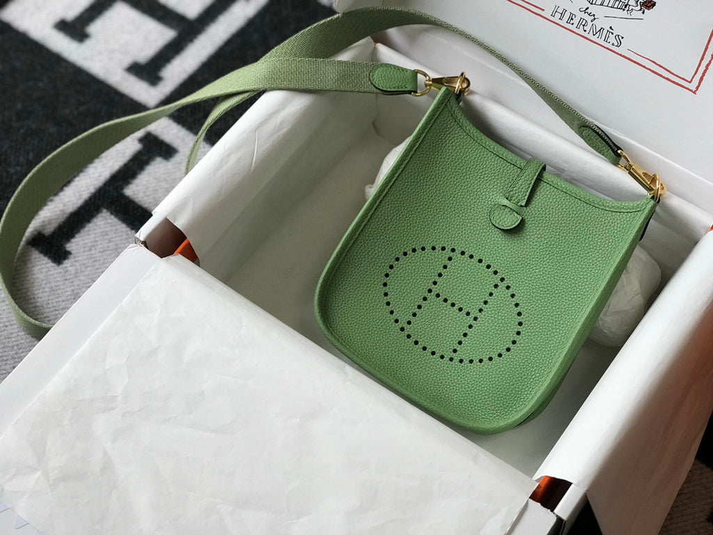 Hermes Evelyne III 18 Togo Leather Crossbody half Handmade Bag Gold Light Green