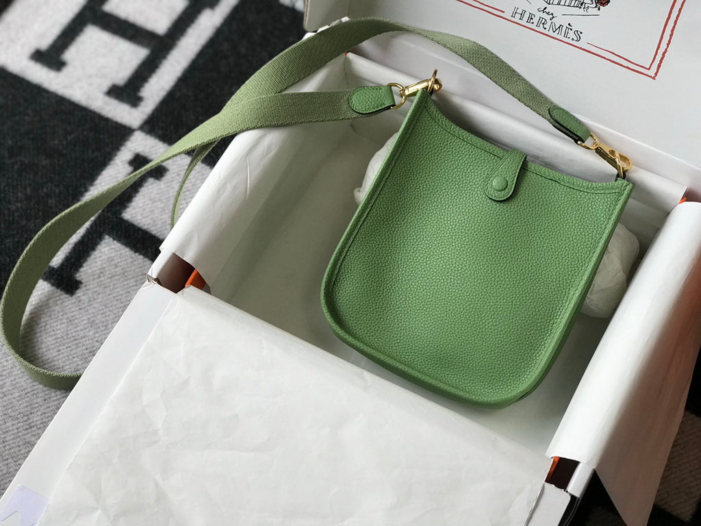 Hermes Evelyne III 18 Togo Leather Crossbody half Handmade Bag Gold Light Green