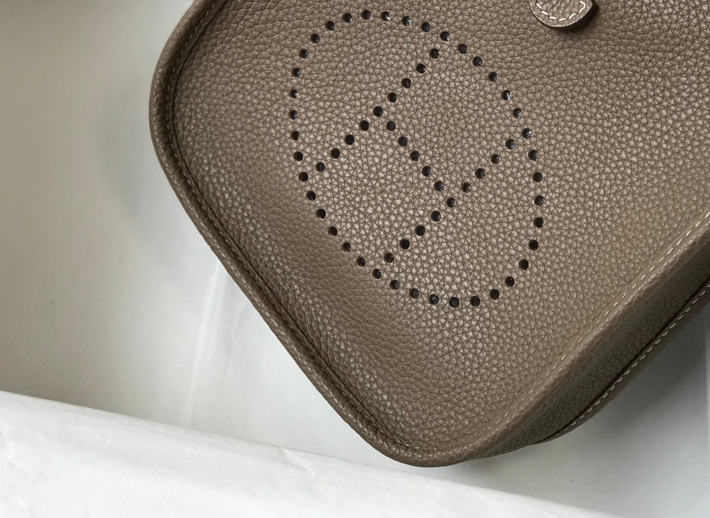 Hermes Evelyne III 18 Togo Leather Crossbody half Handmade Bag Gray Gold