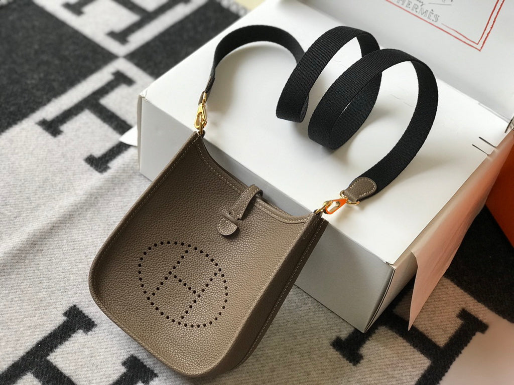 Hermes Evelyne III 18 Togo Leather Crossbody half Handmade Bag Gray Gold