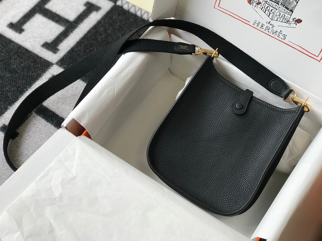 Hermes Evelyne III 18 Togo Leather Crossbody half Handmade Bag Gold Black
