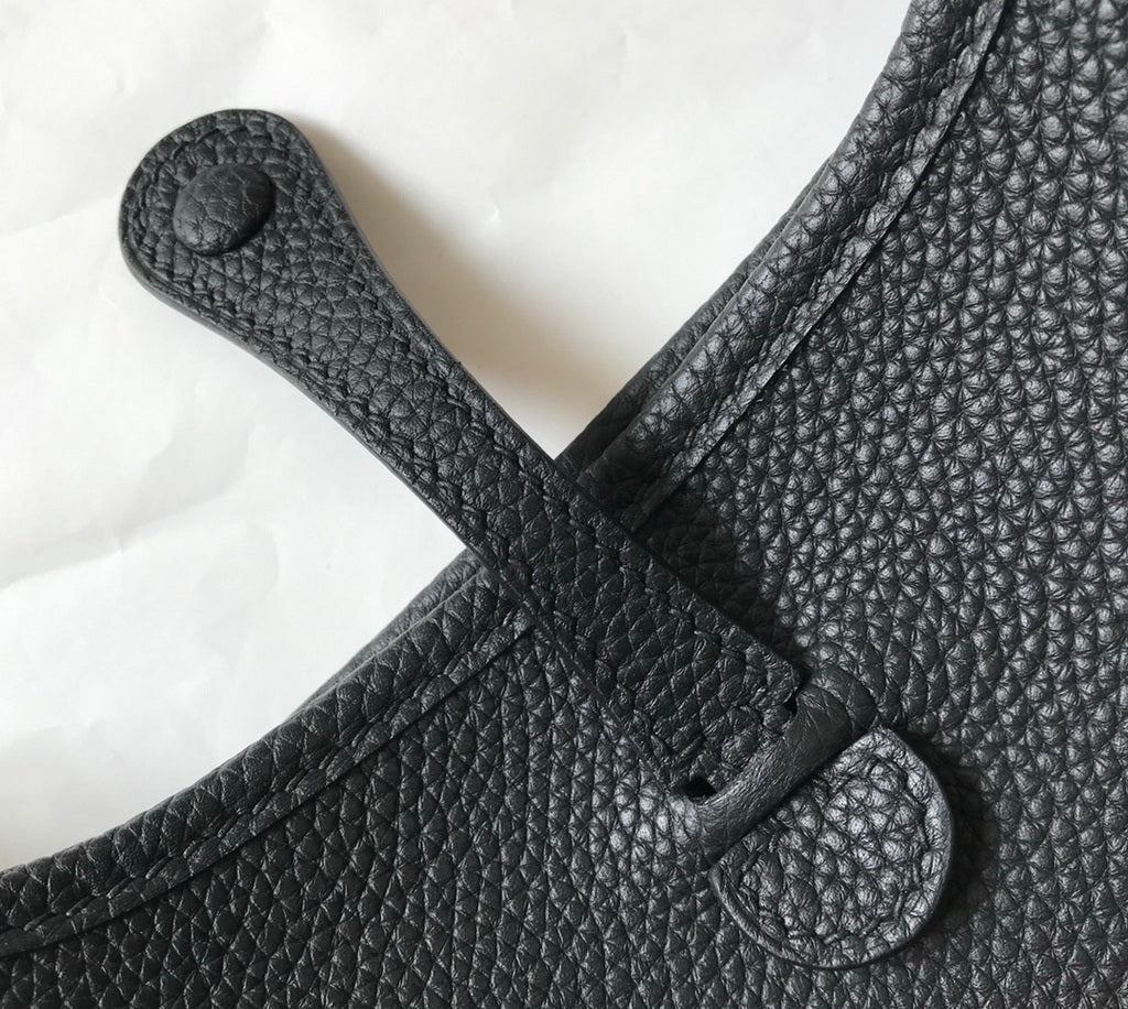 Hermes Evelyne III 18 Togo Leather Crossbody half Handmade Bag Gold Black