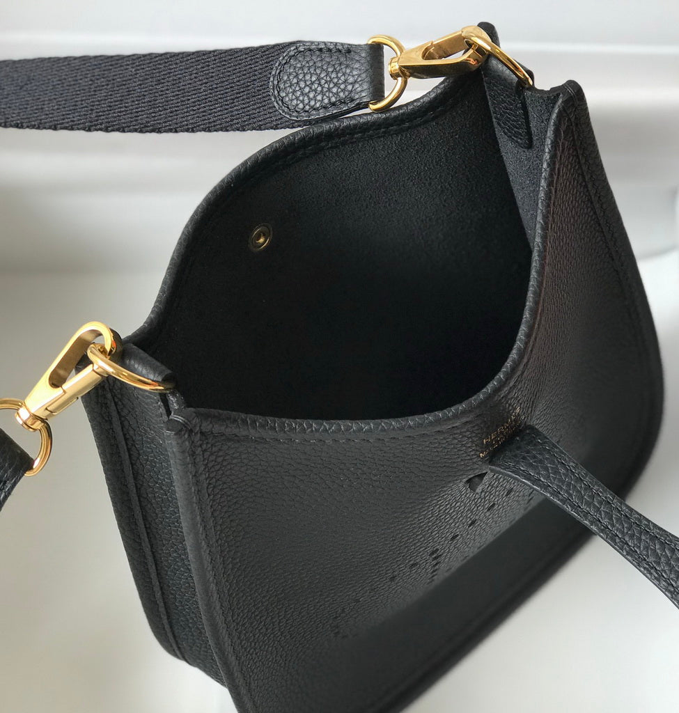 Hermes Evelyne III 18 Togo Leather Crossbody half Handmade Bag Gold Black
