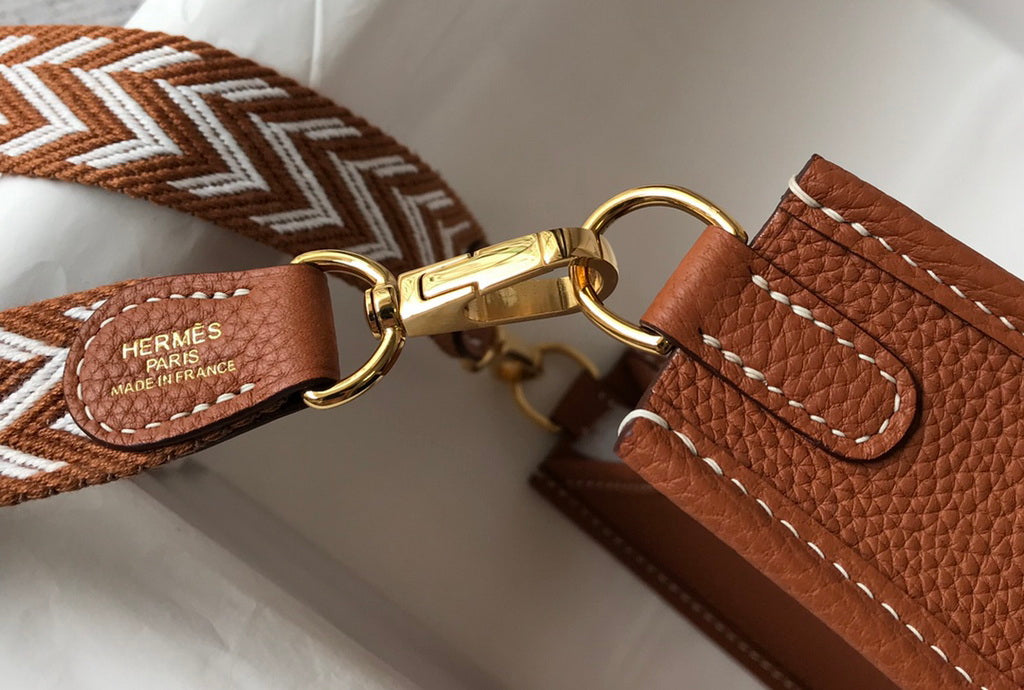 Hermes Evelyne III 18 Togo Leather Crossbody half Handmade Bag Gold Camel