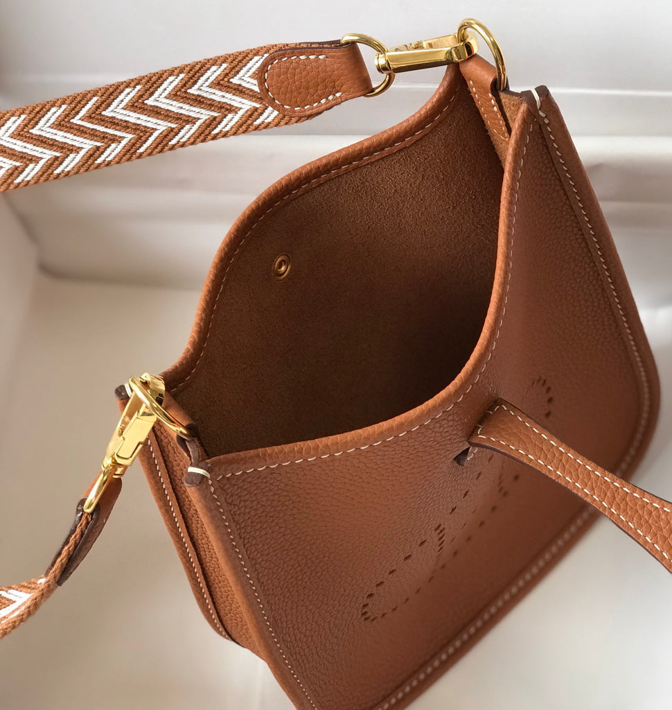 Hermes Evelyne III 18 Togo Leather Crossbody half Handmade Bag Gold Camel