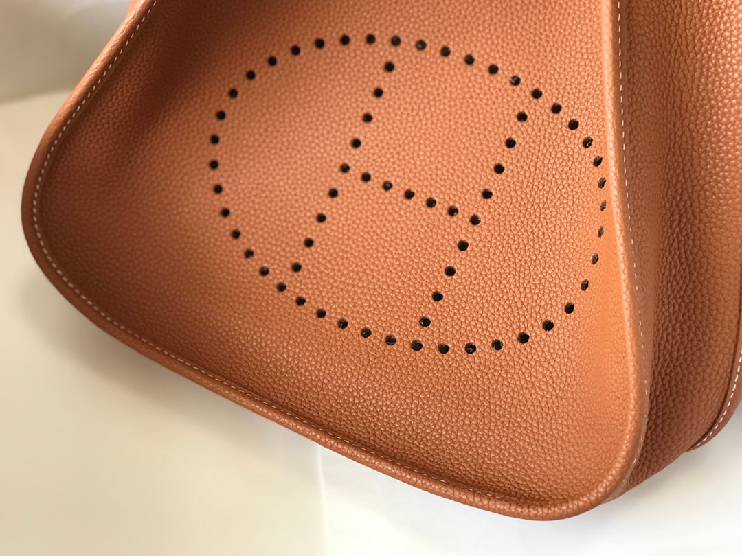 Hermès Evelyne III 29 Bag Taurillon Clemence Brown
