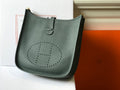 Hermès Evelyne III 29 Bag Taurillon Clemence Green