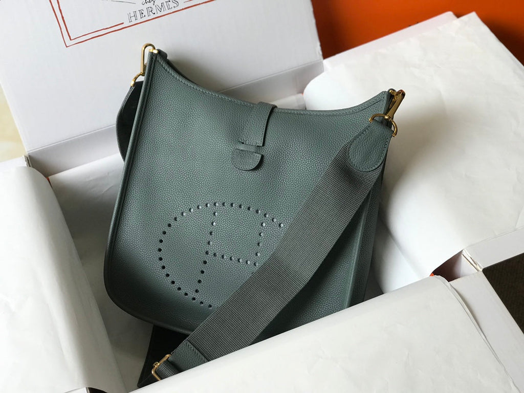 Hermès Evelyne III 29 Bag Taurillon Clemence Green