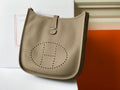Hermès Evelyne III 29 Bag Taurillon Clemence Gray