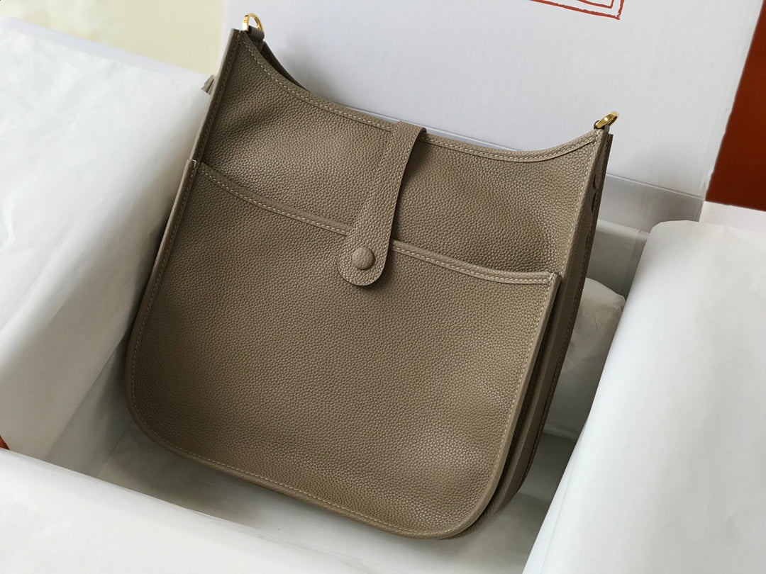 Hermès Evelyne III 29 Bag Taurillon Clemence Gray